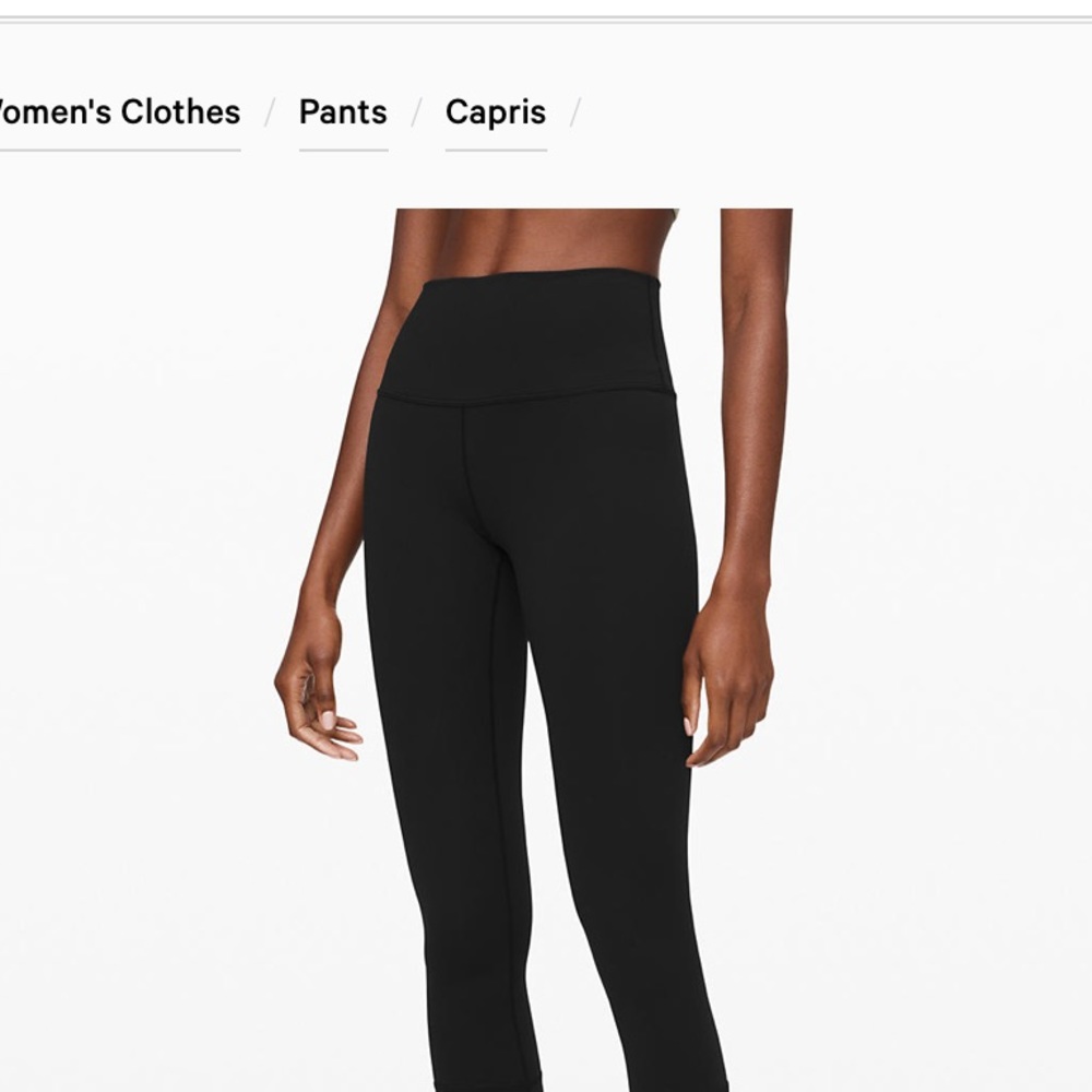 Lulu Black Capris
